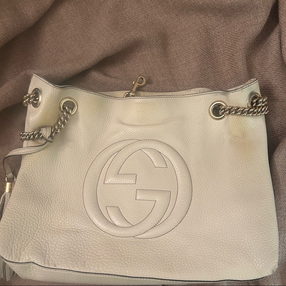Gucci Soho Leather GG Logo Bag with Gold-Tone Chain Straps - Picture 1 of 16